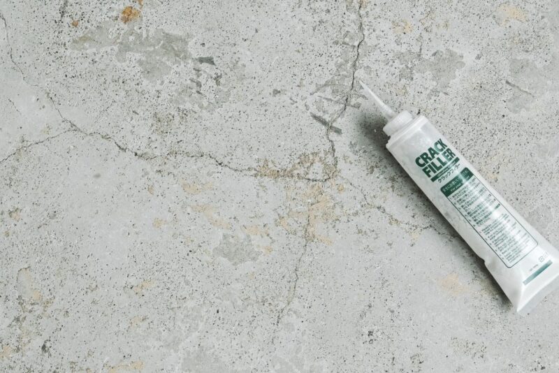 ヘアクラック・ひび割れ補修剤