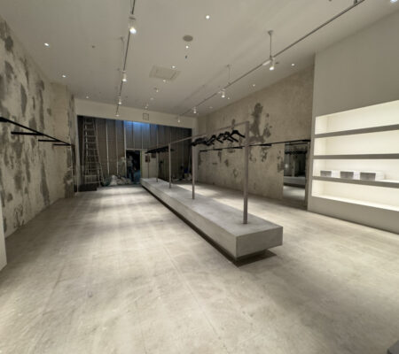 水性コンクリートステイン塗料「アクアカラー for floor」の塗装事例:ショップ,クリア